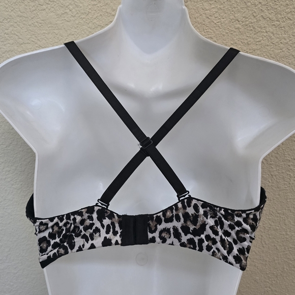 Victoria's Secret Miraculous Plunge | Leopard Print | 36D - Picture 7 of 10